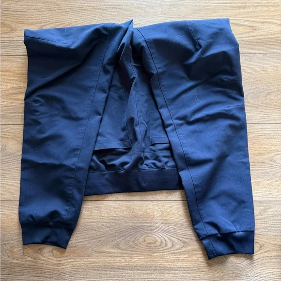Fabletics Navy Jogger scrub Pants - Picture 2 of 2